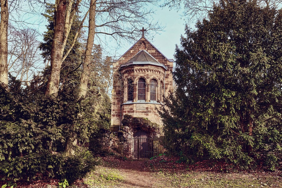 Chapel at Lantz'scher Park in Düsseldorf